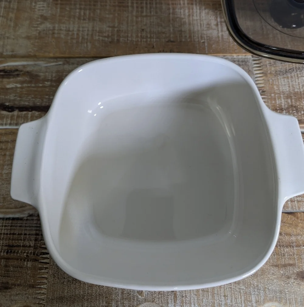 CORNING WARE - SYMPHONY 1.5QT CASSEROLE DISH - AMBER LID A-11/2-B